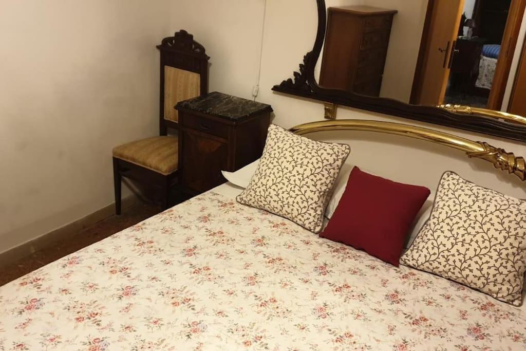 Casa Forner, * Venice