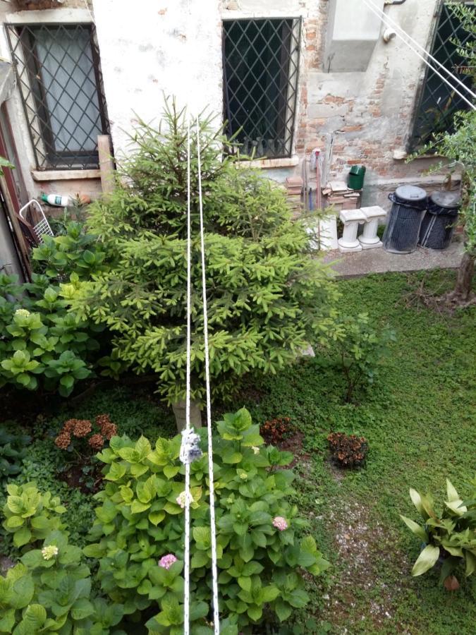 Ca Lirica Apartment *