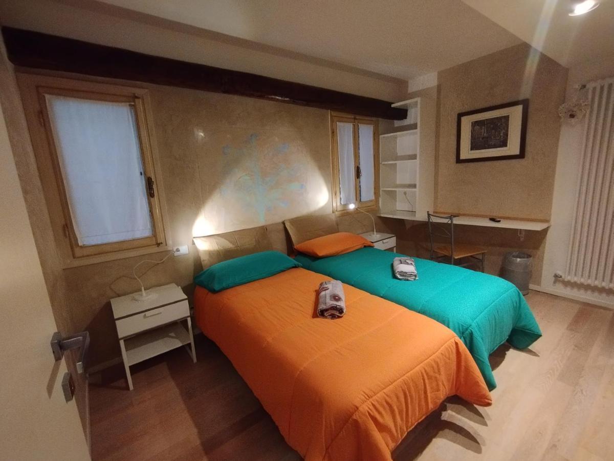 Ca Lirica Apartment