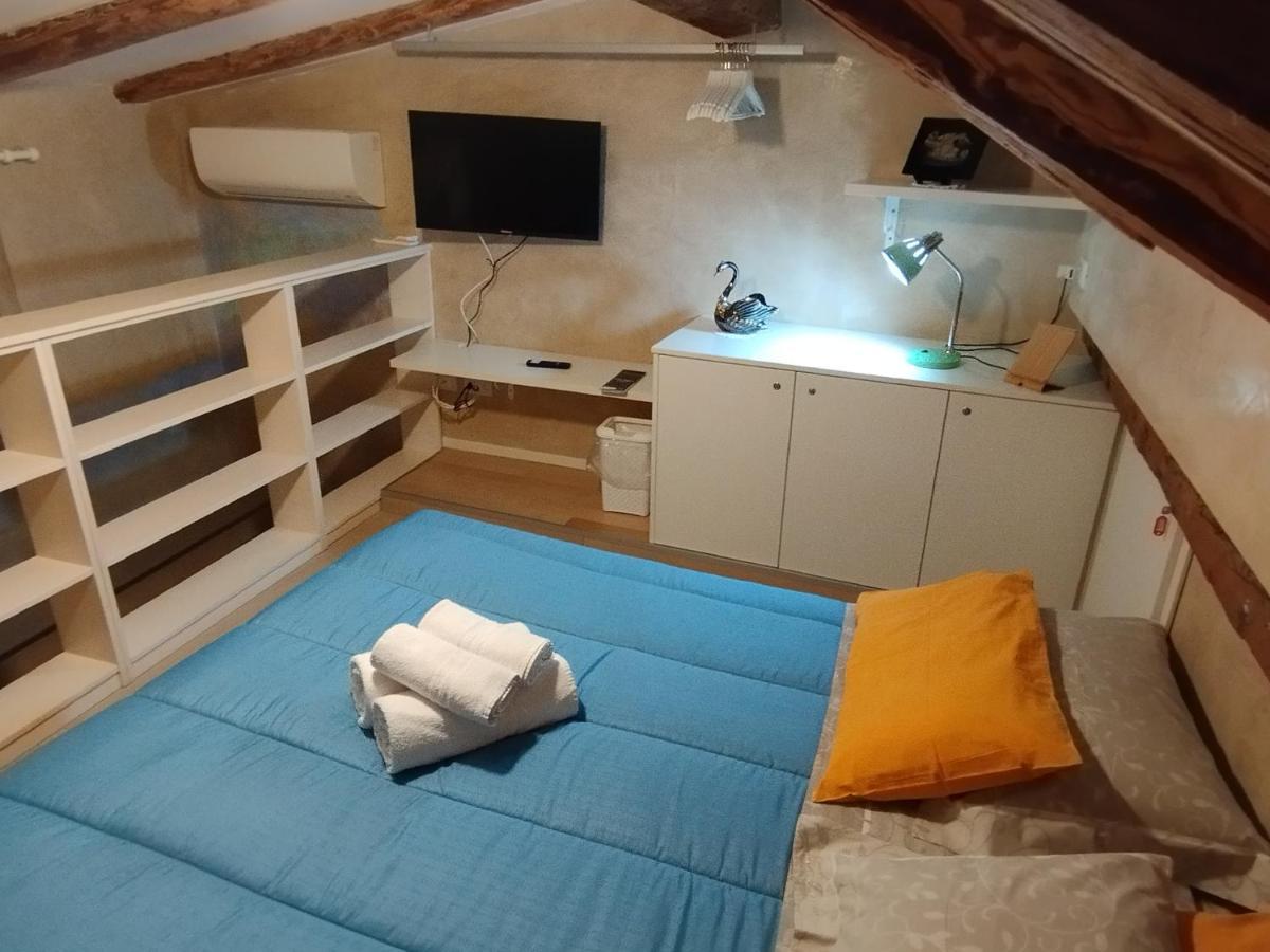Ca Lirica Apartment