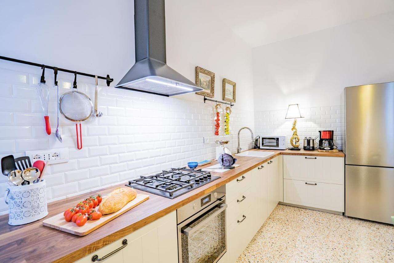 Apartment Ca' San Beneto Completely Refurbished In A Fabulously Area Venice
