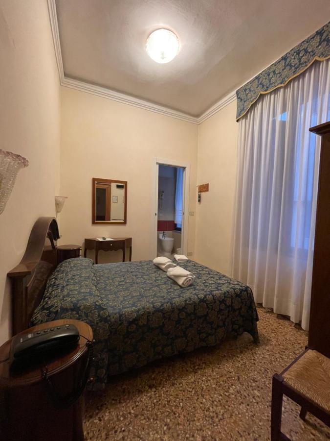 Hotel Fava 2*