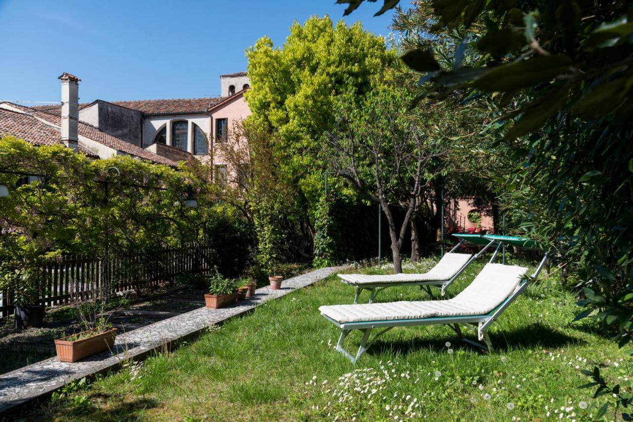 Secret Garden Apartment