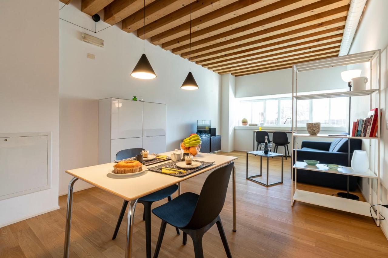 Mel House * Venice