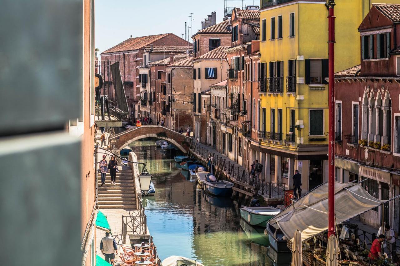 The Golden Tree, In * Venice