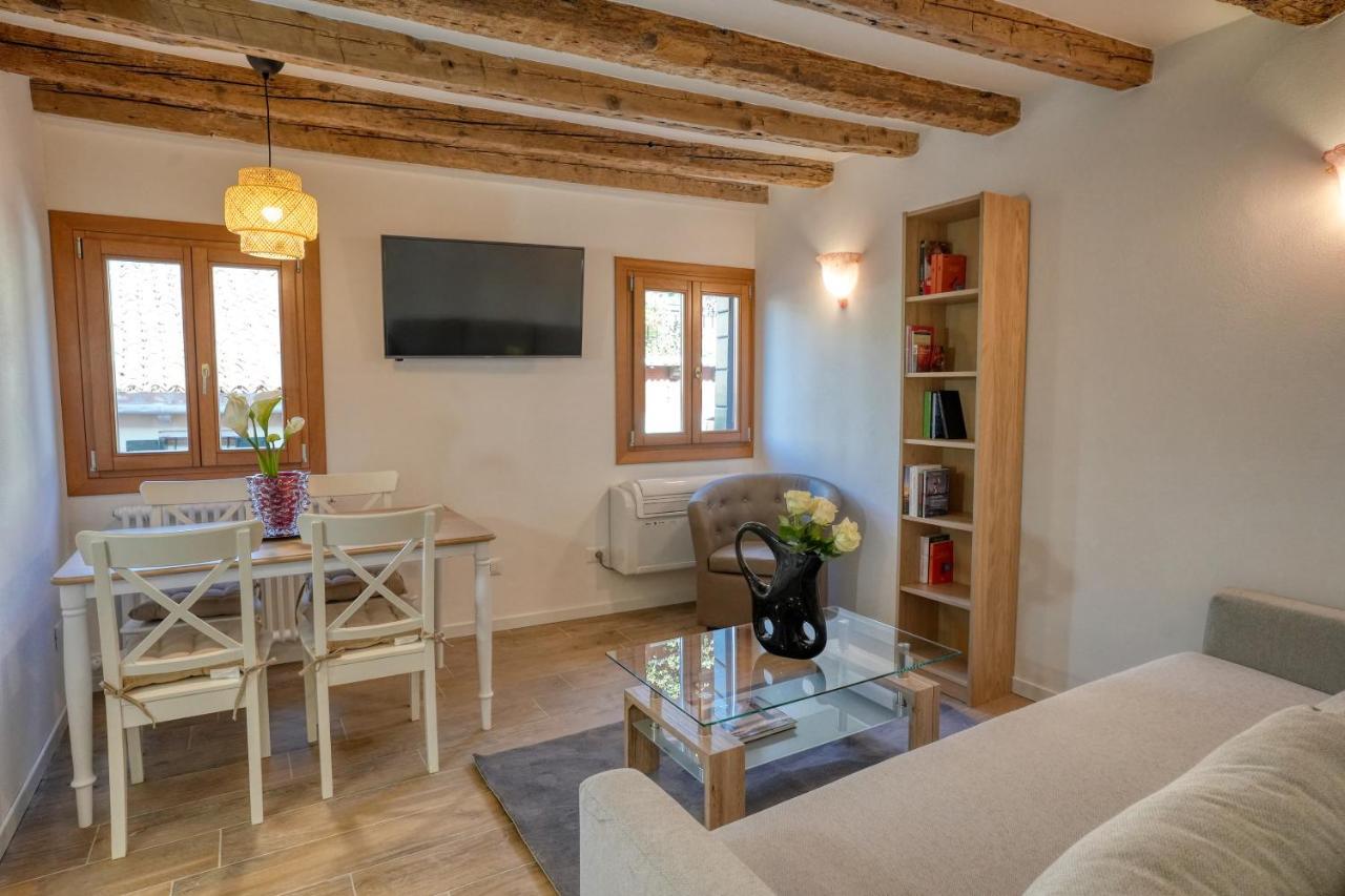 Apartment Ecco *
