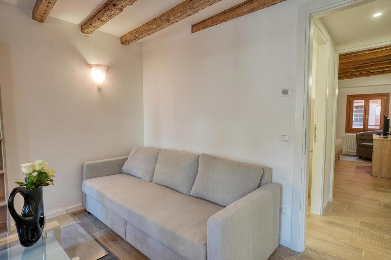 Apartment Ecco *