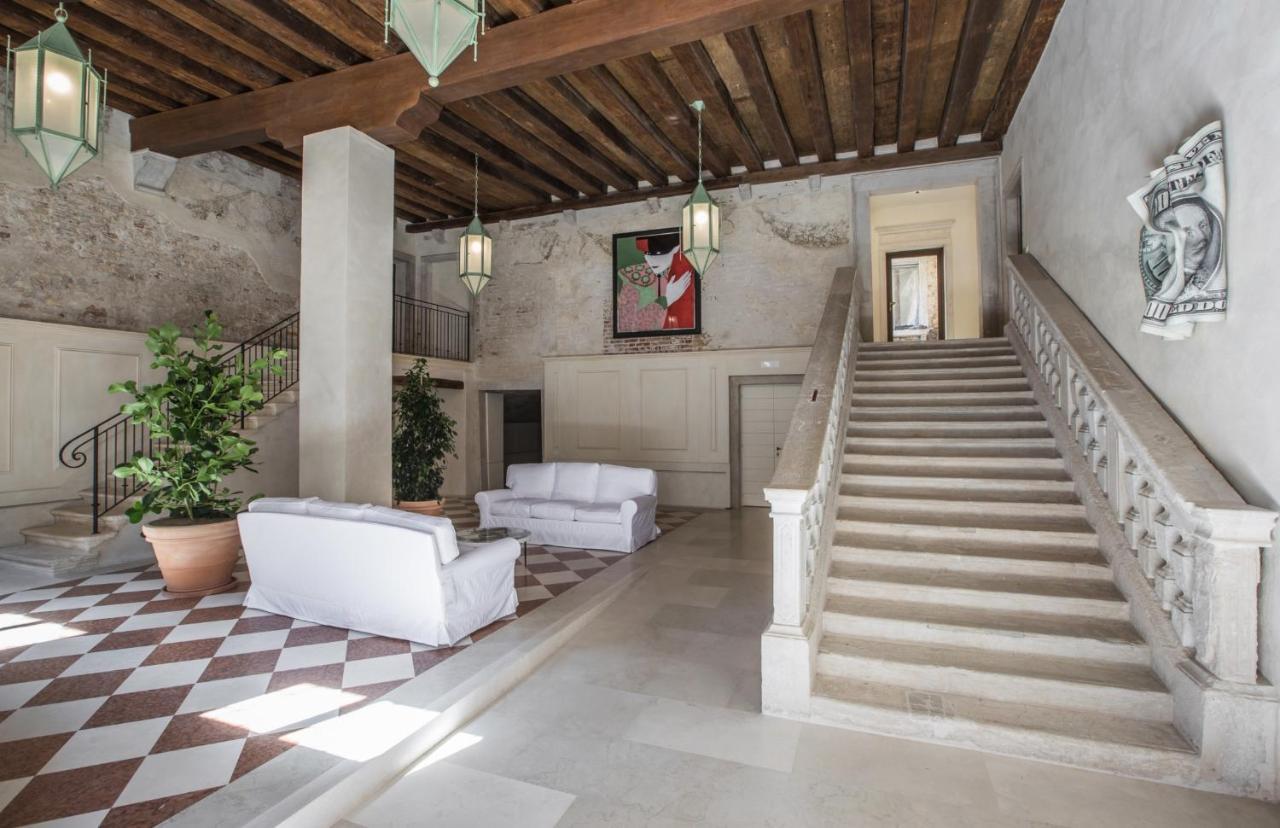 Scaleter - A Fine Luxury In Palazzo With Canal View * Venice