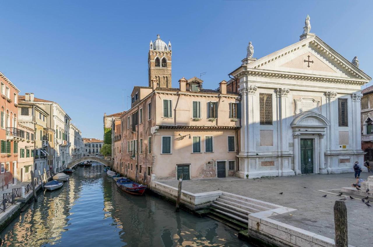 Scaleter - A Fine Luxury In Palazzo With Canal View Apartment Venice
