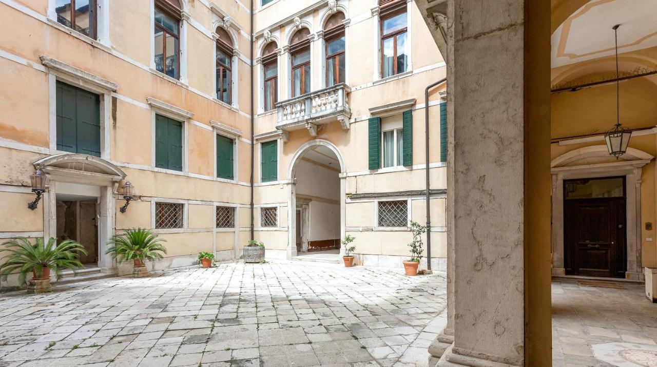 Luxury On The Gran Canal With Wonderful View Veneza