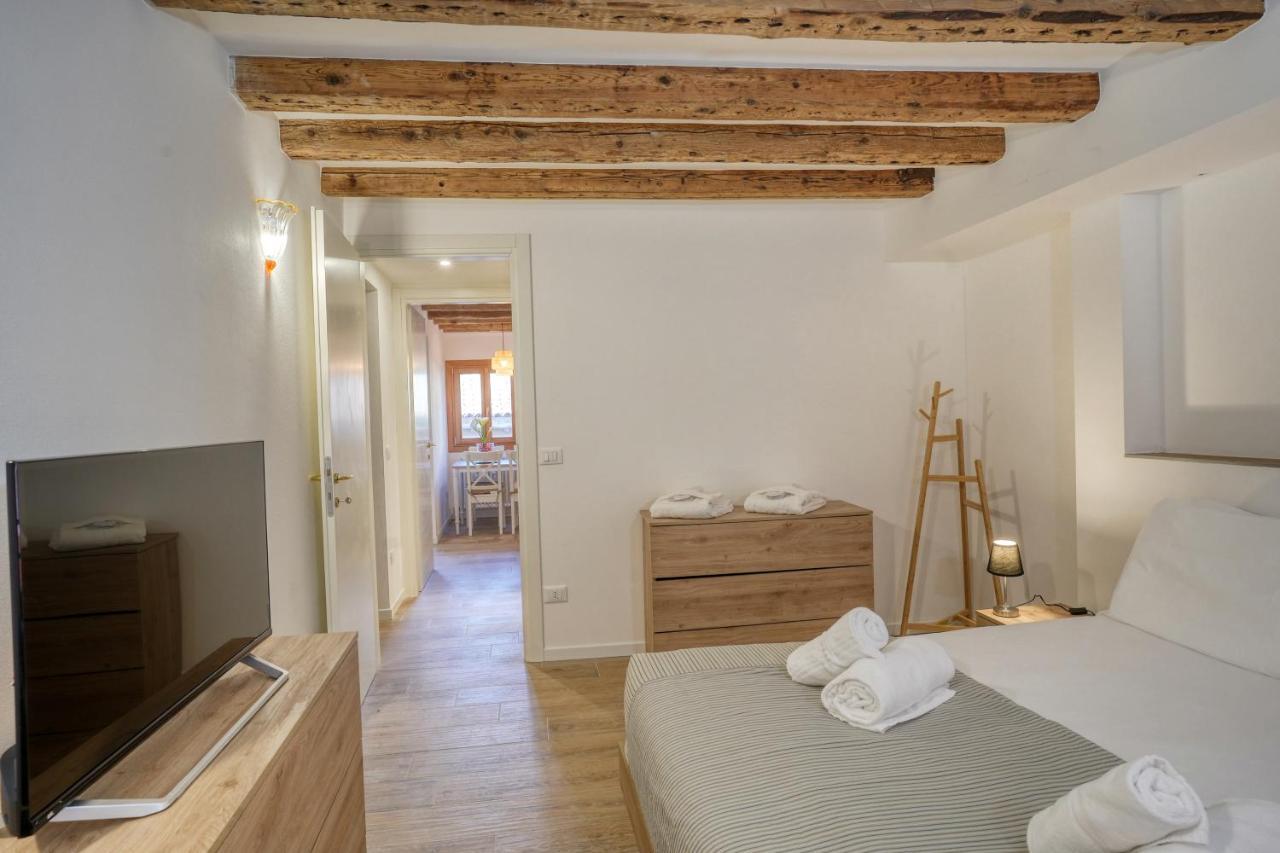 Apartment Ecco *