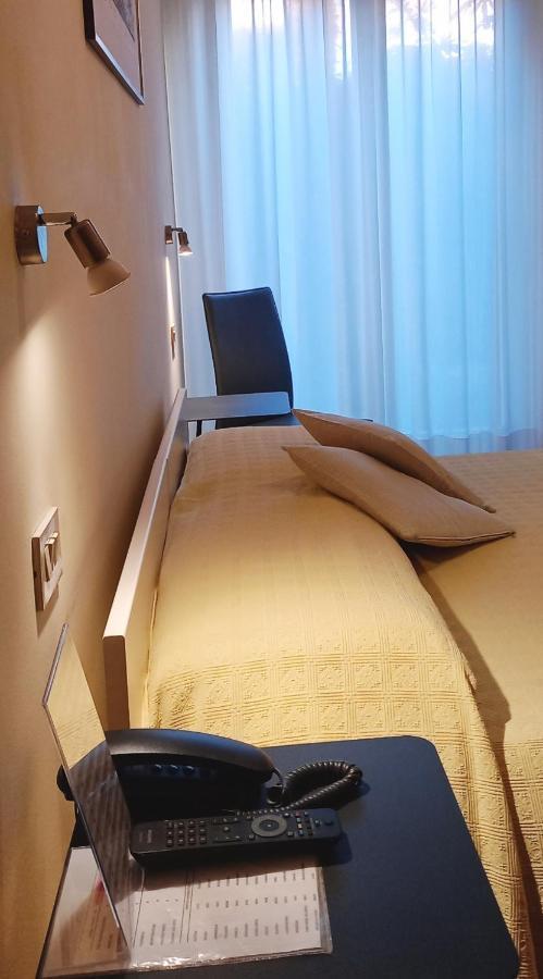 Santa Lucia Hotel *