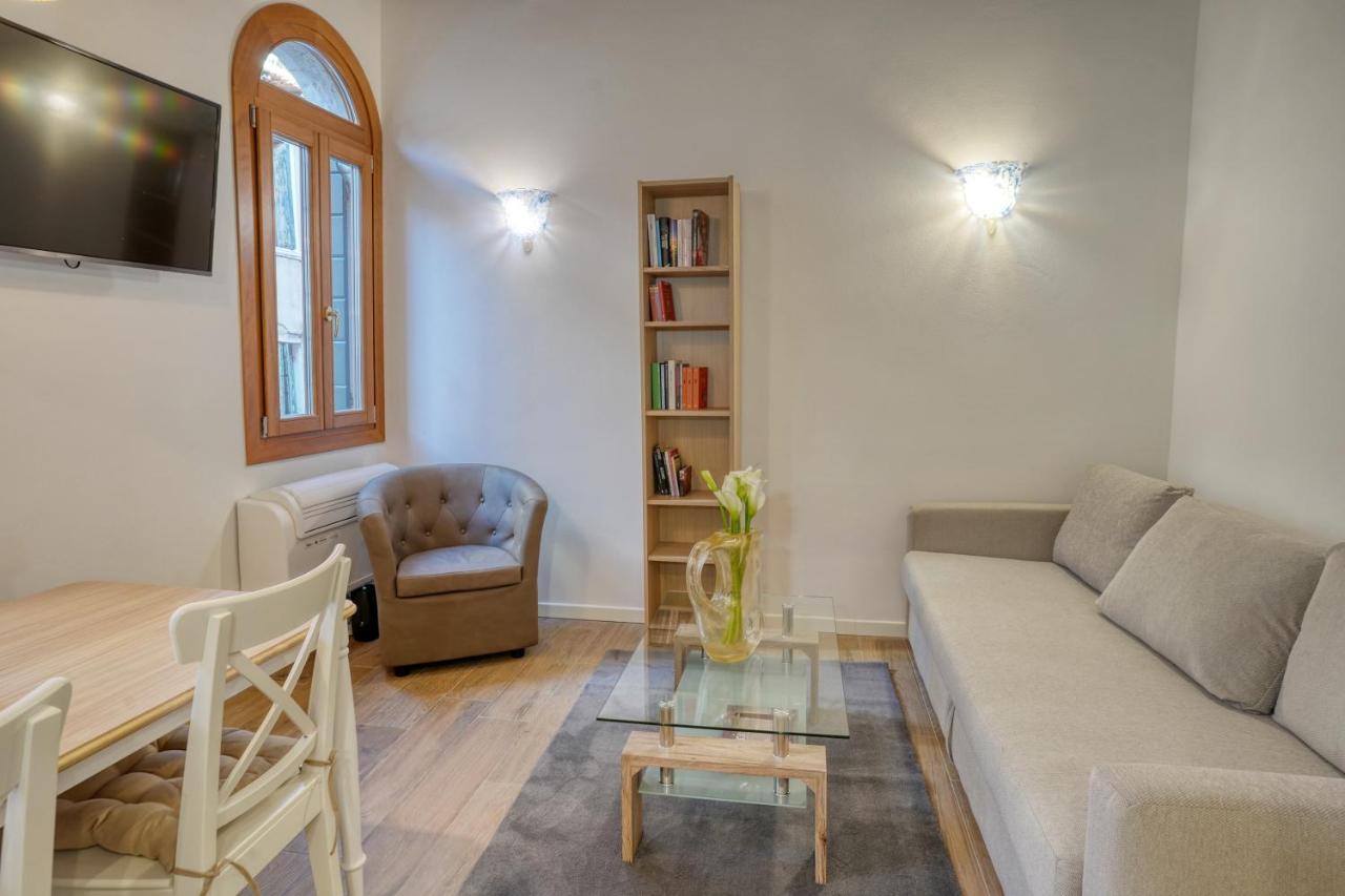 Apartment Ecco *