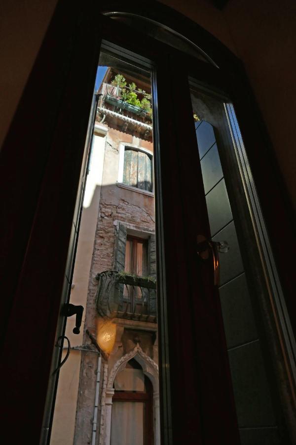 Ecco Apartment Venice