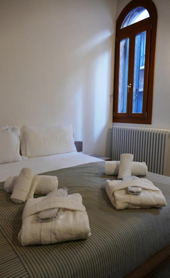 Ecco Apartment *