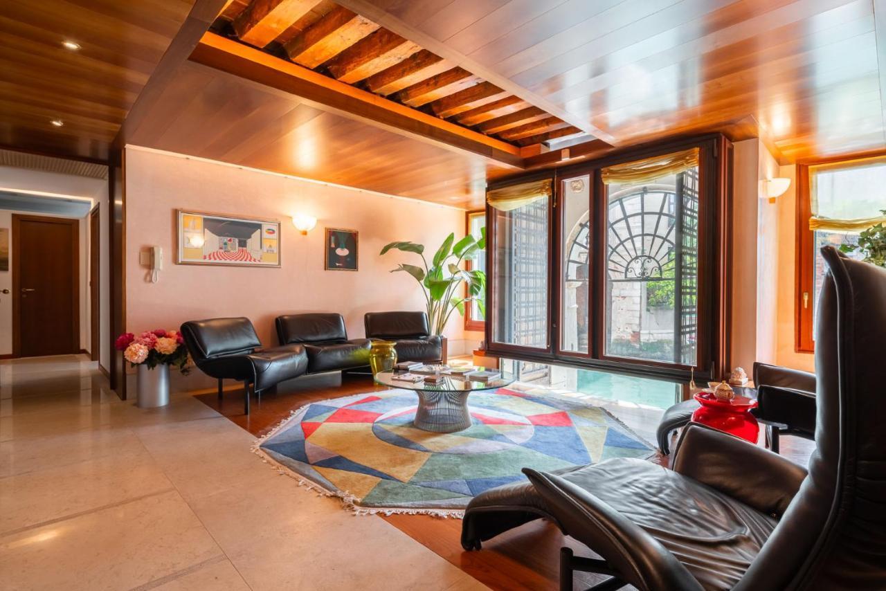Holiday home Casa Flavia Ai Morosini - Luxury With Canal View *