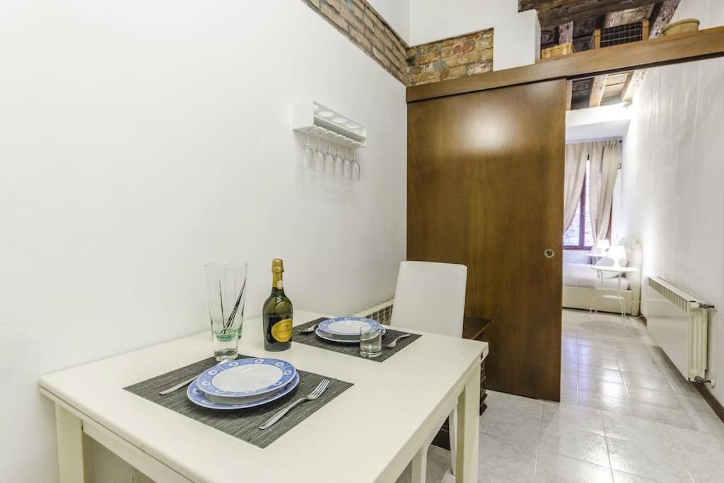 Sweet Apartment *