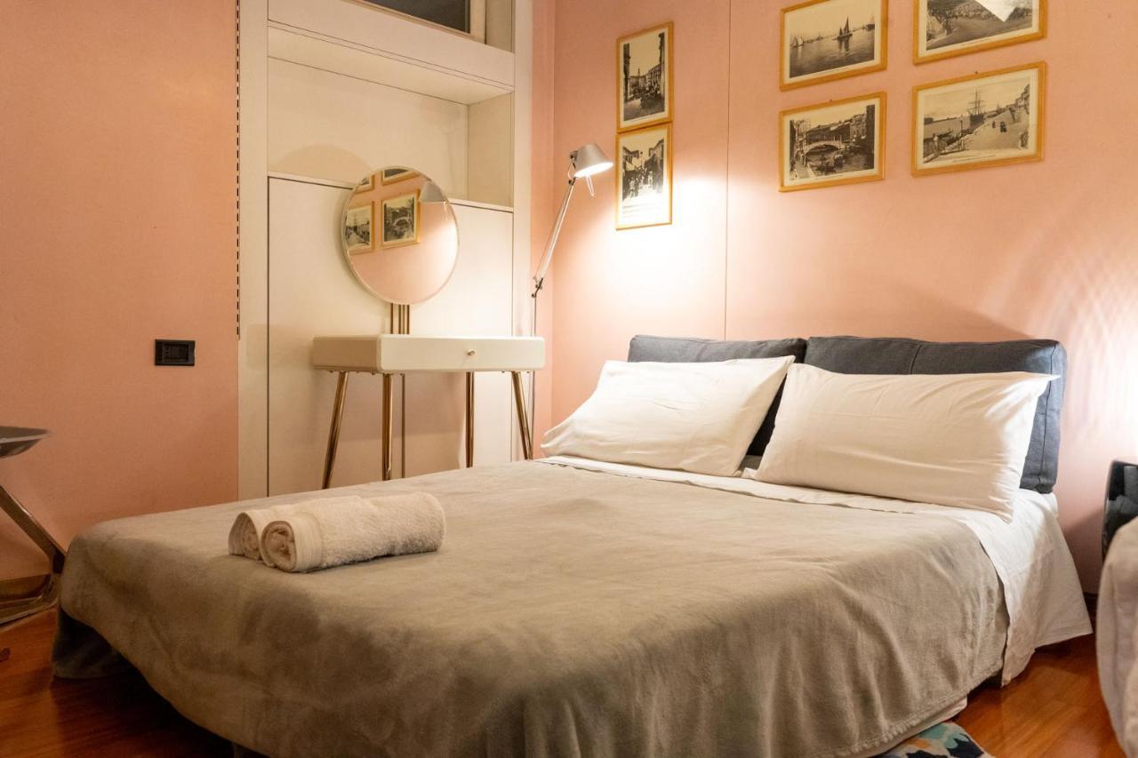 Casa Flavia Ai Morosini - Luxury With Canal View Holiday home Venice