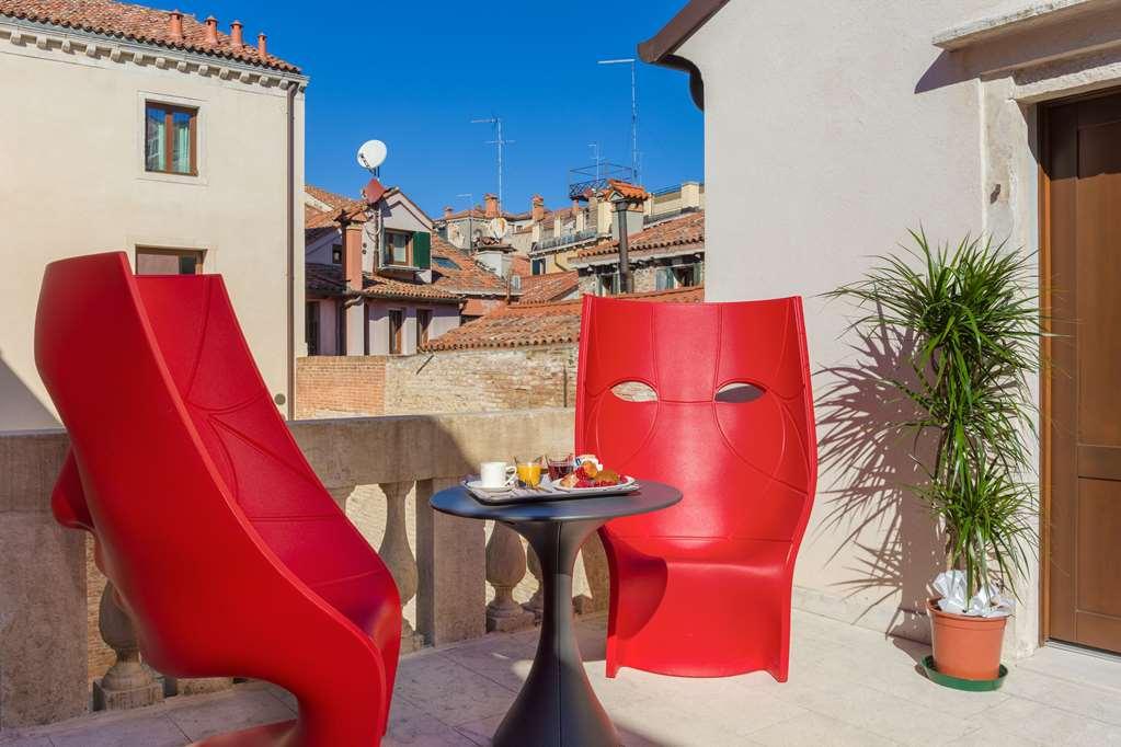Hotel Aquarius - Ascend Collection 4*
