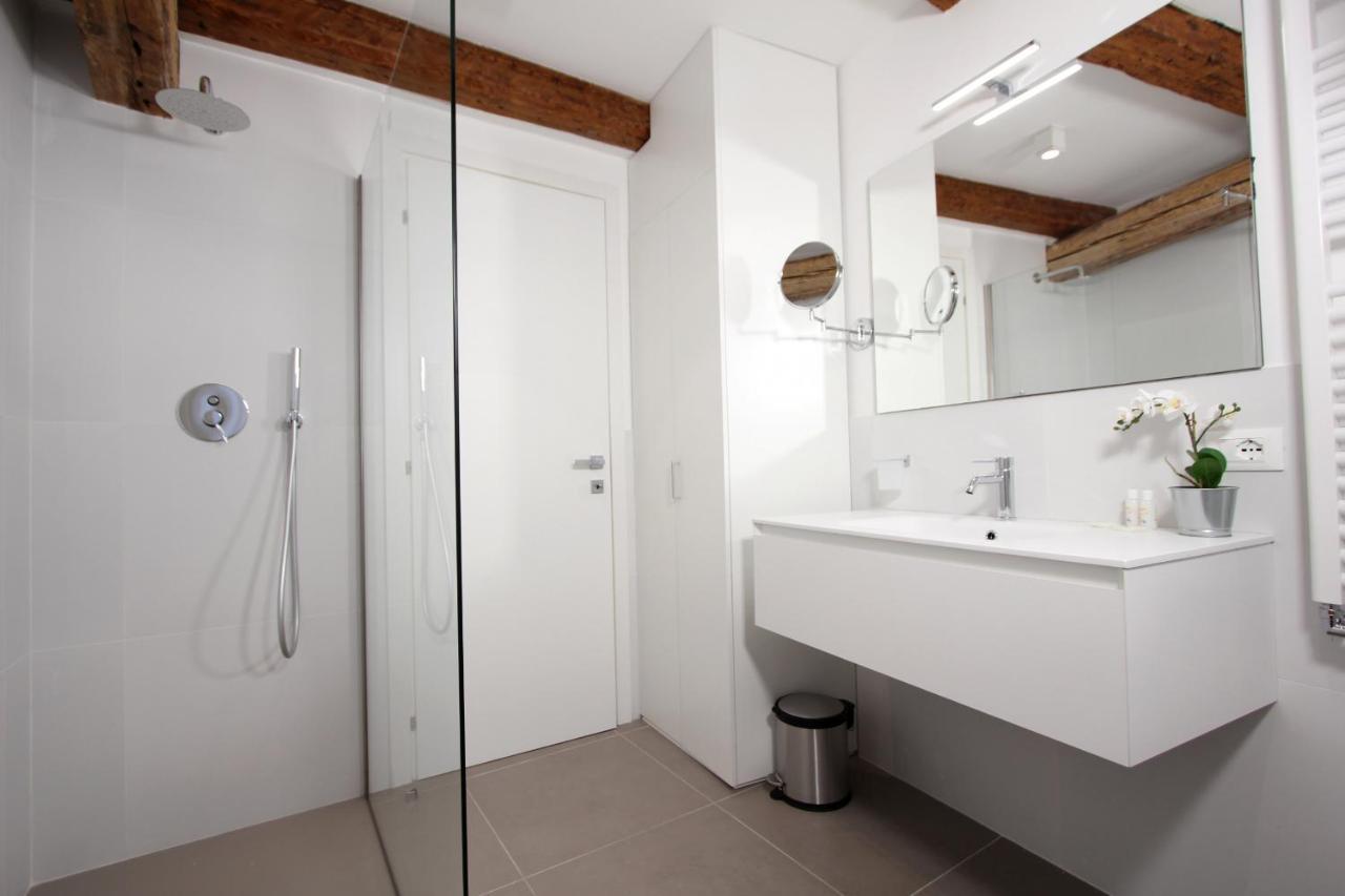 Degli Artisti Apartment *