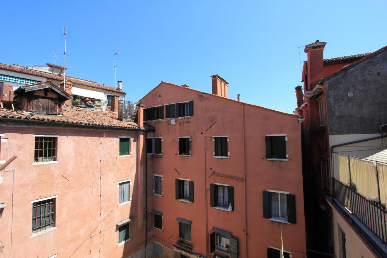 Degli Artisti