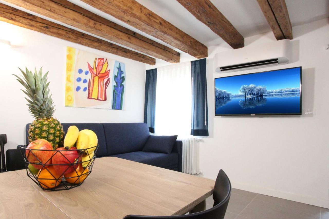 Degli Artisti Apartment