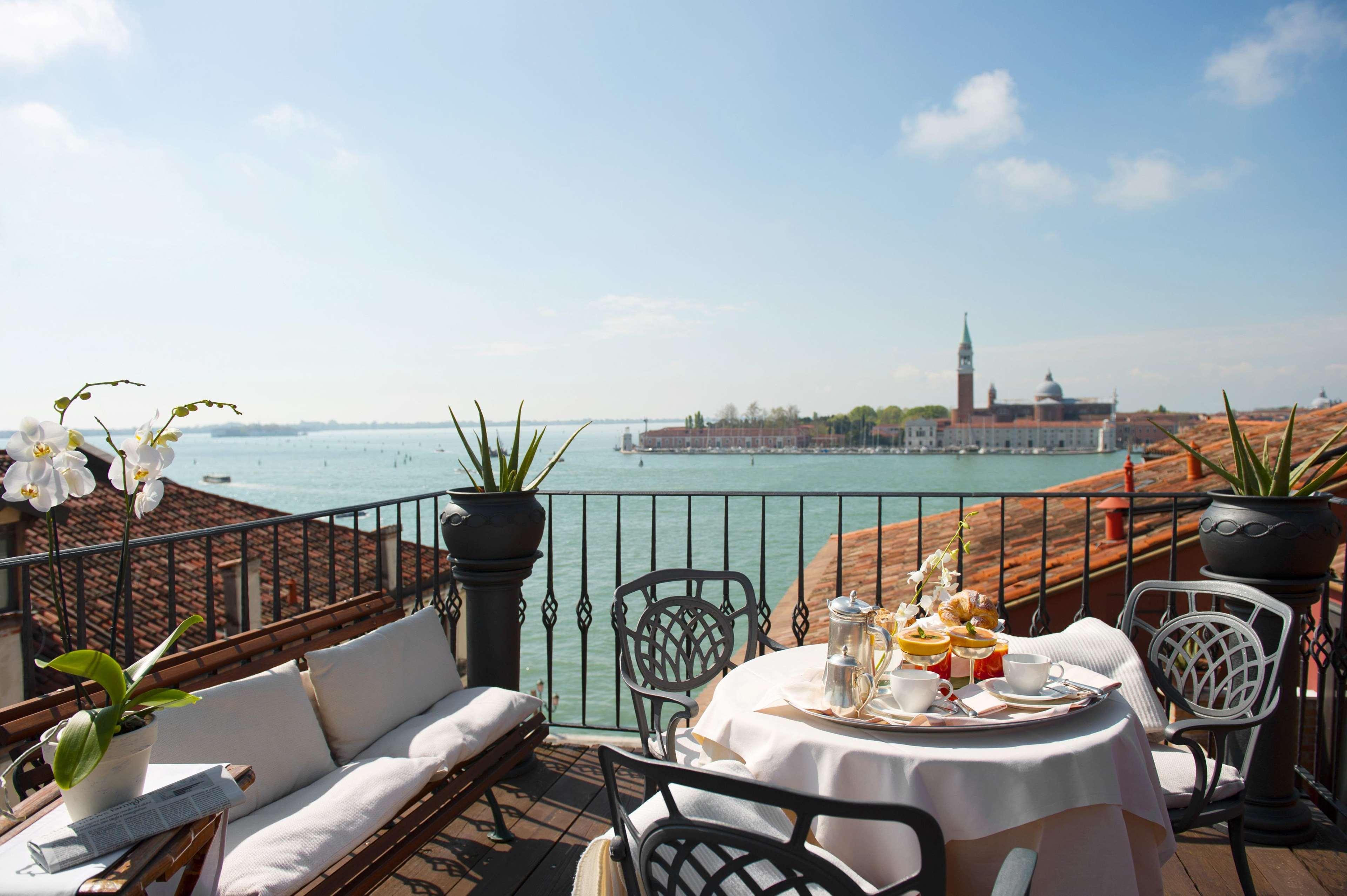 Metropole Hotel