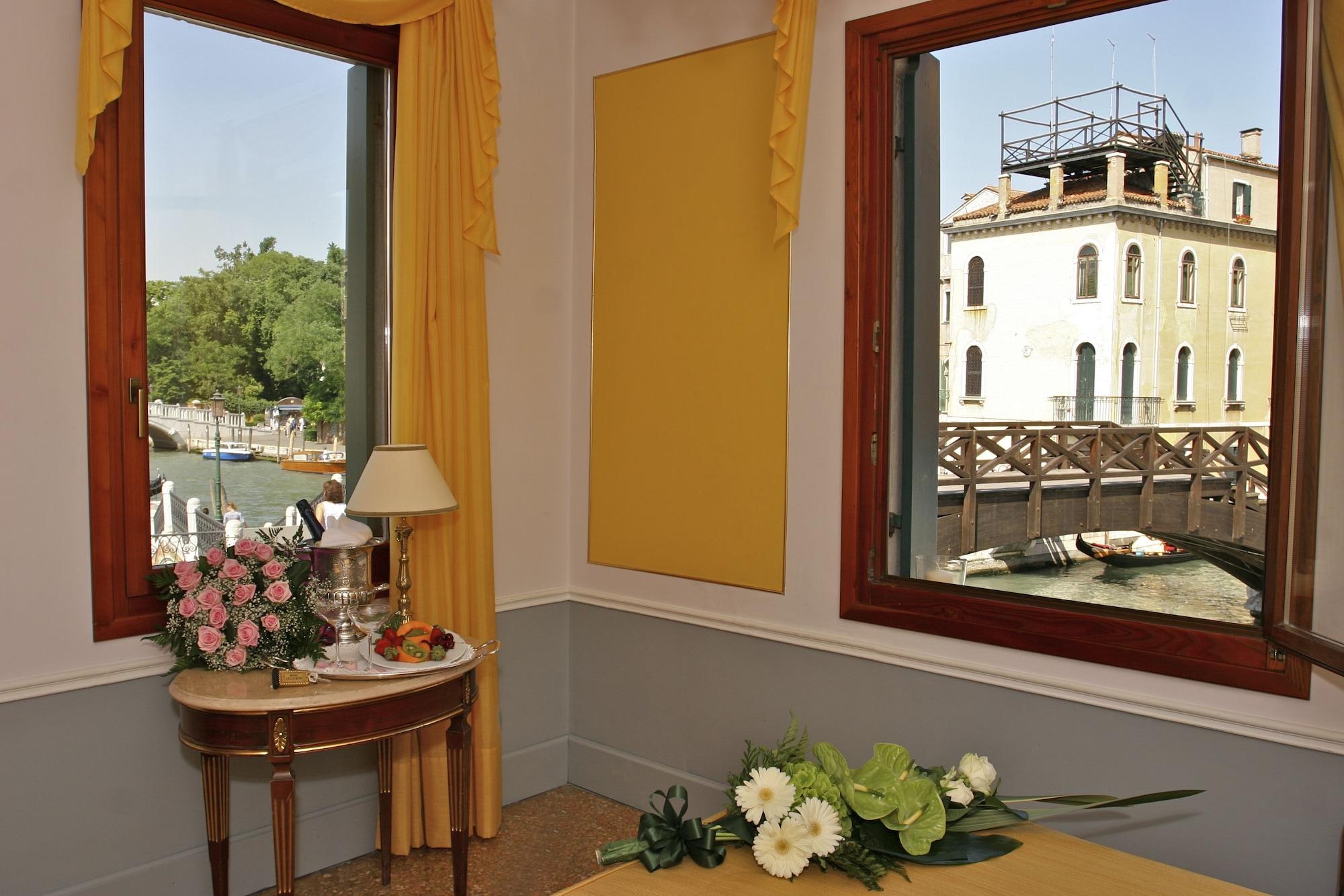 Arlecchino Venice