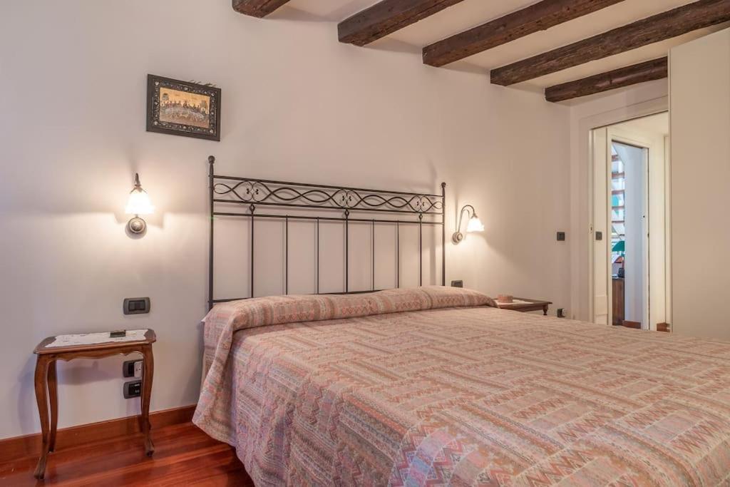 Apartment Charming Loft With Roof Terrace Close To S. Marco Venice