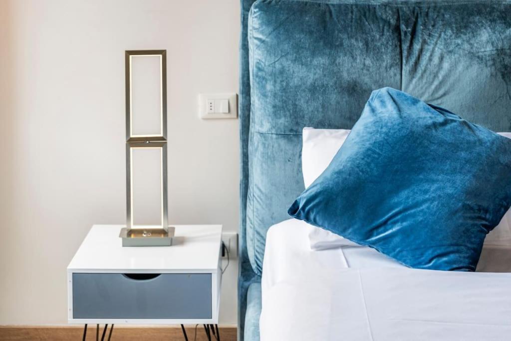 Acomodação com café da manhã  Luxury Suites *