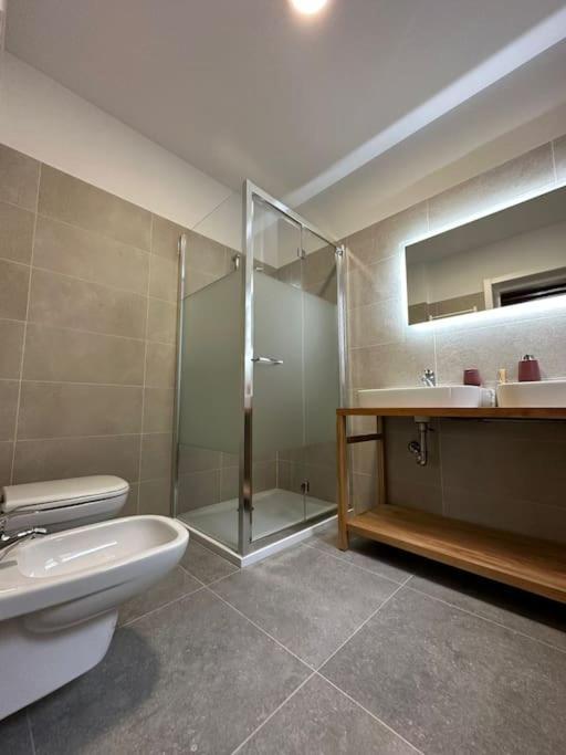 Acomodação com café da manhã  Luxury Suites