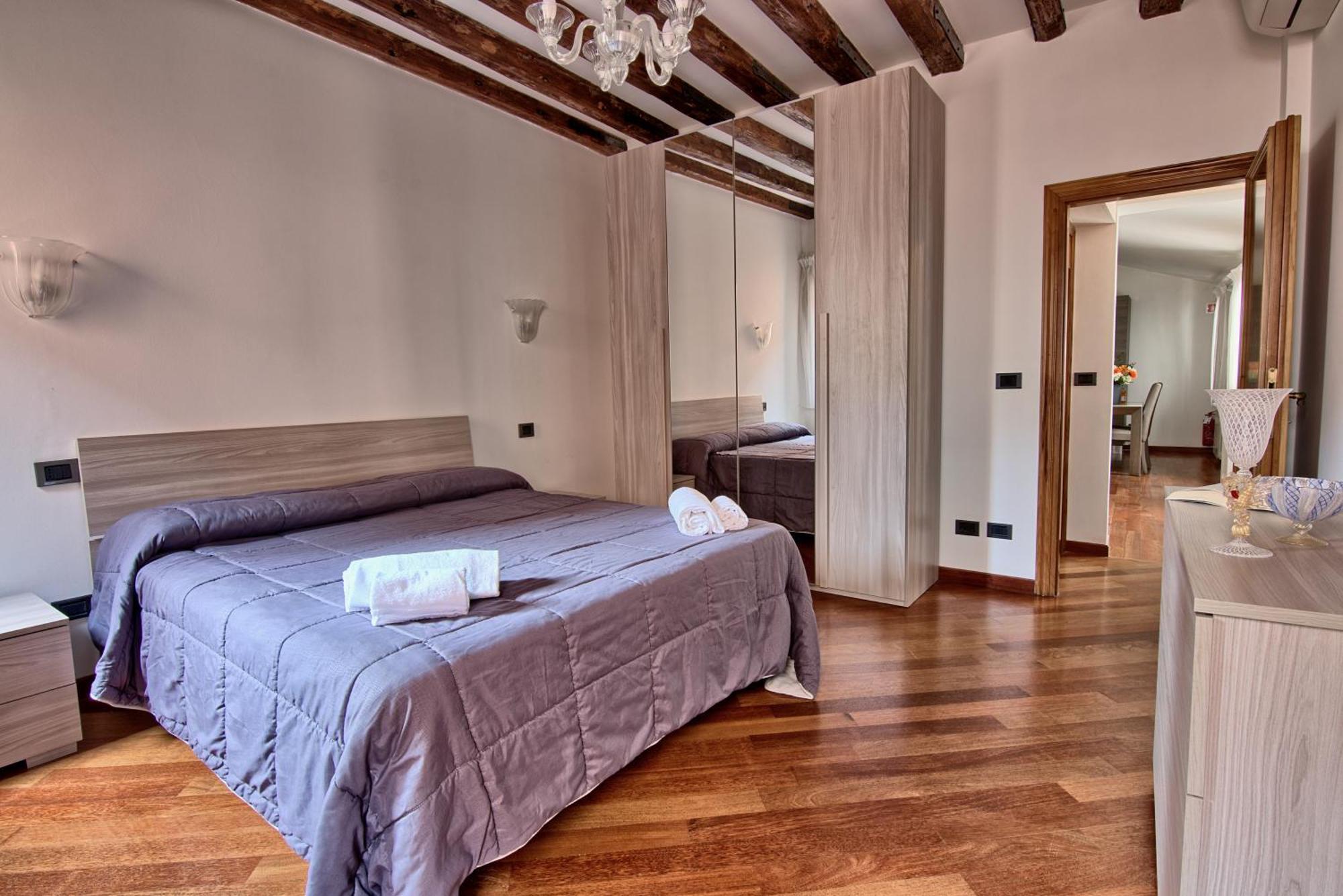 Da Bruno Homes Veneza