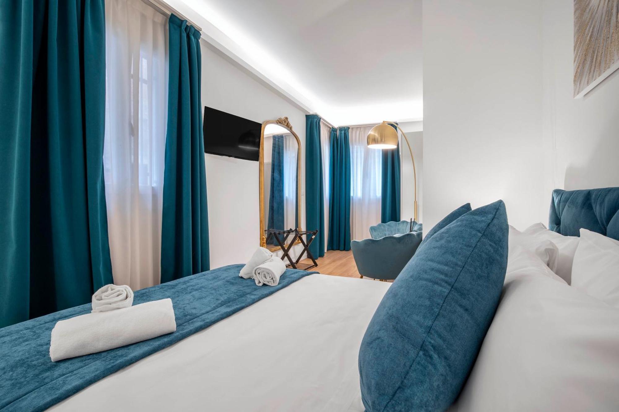 Homestay Ca' Naviglio Venice