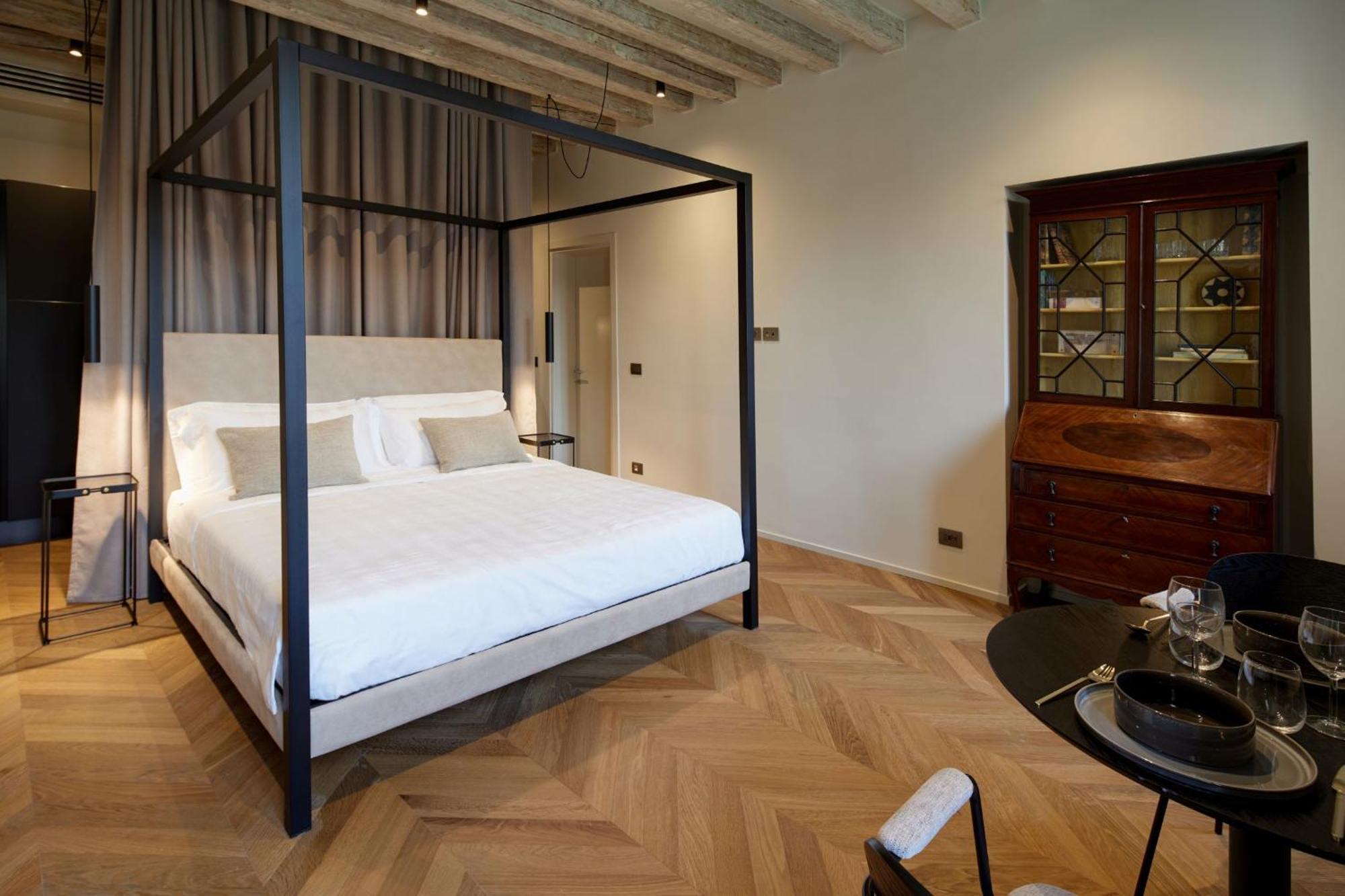 Palazzina Riva Apartment *