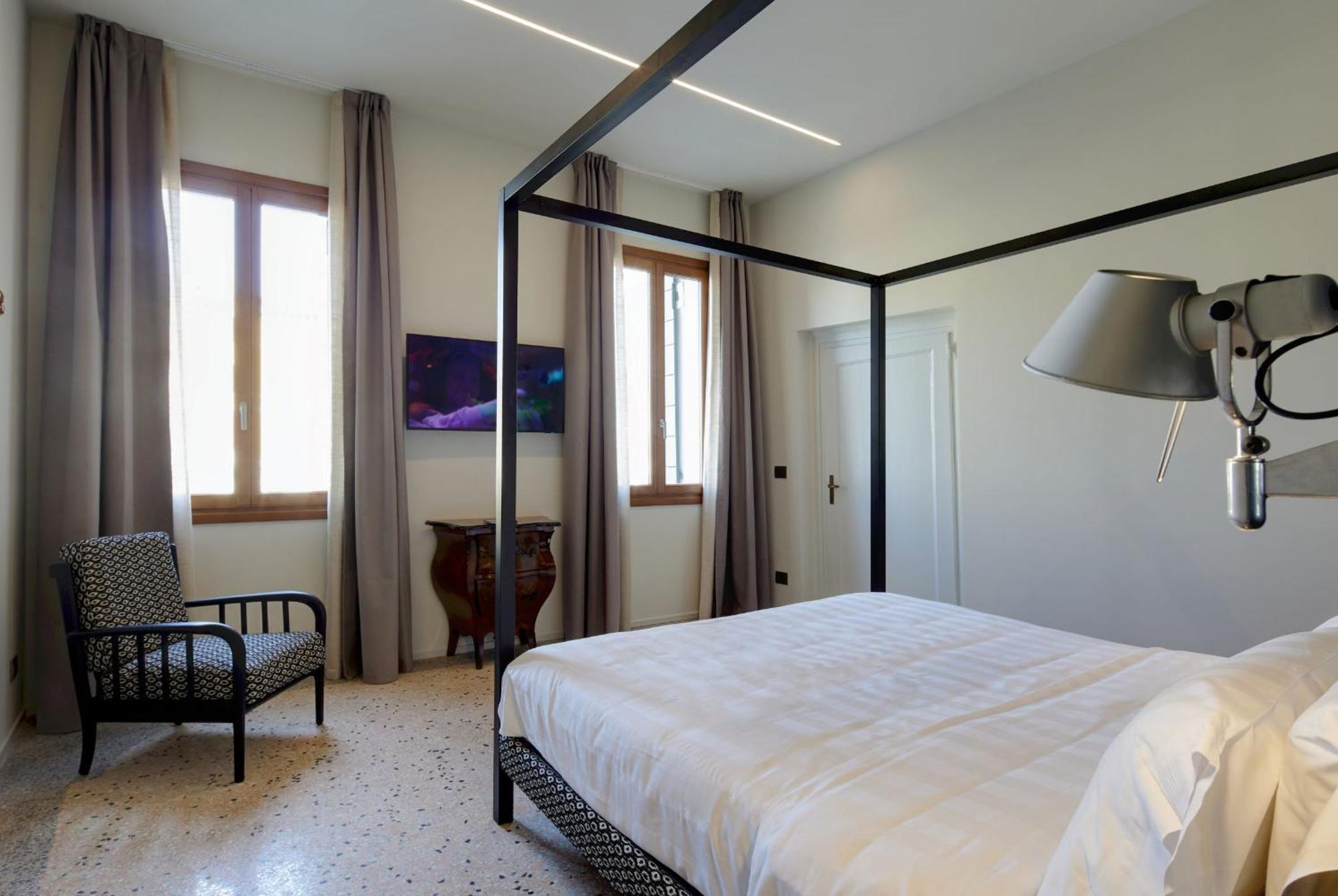 Palazzina Riva * Venice