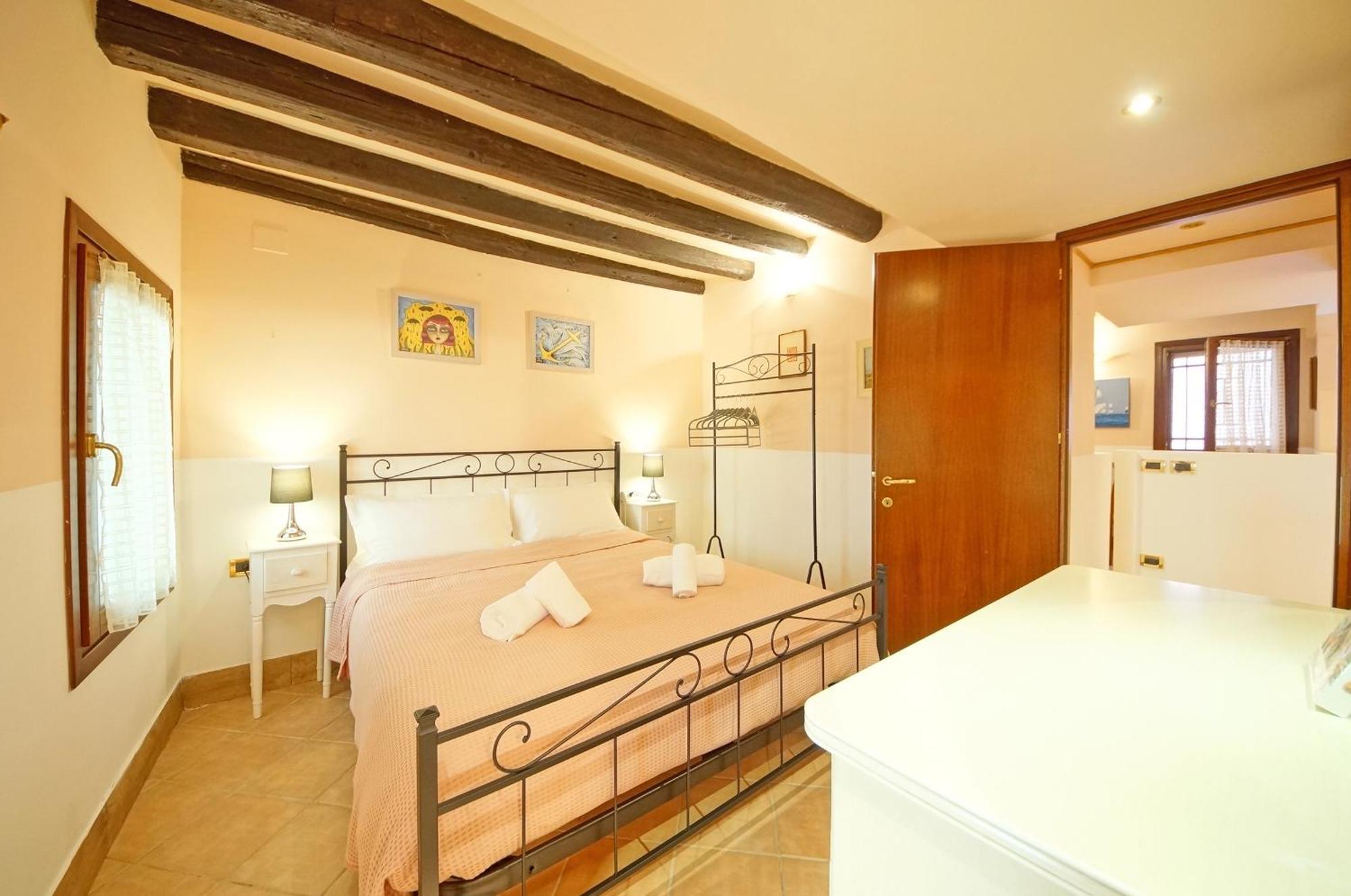 Santa Croce Wifi S.g. Dellorio Coop Apartamento *