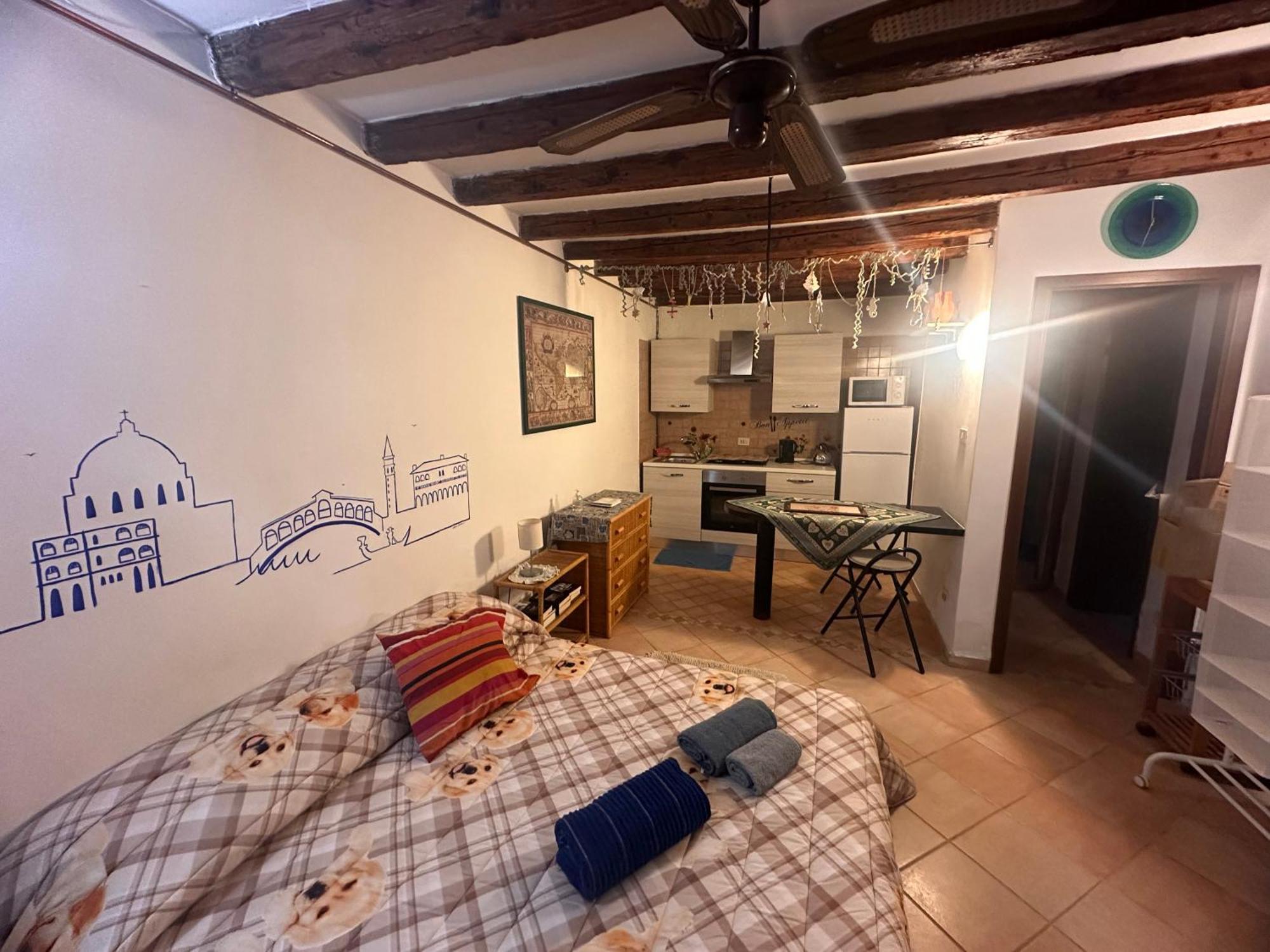 Apartment High Hopes