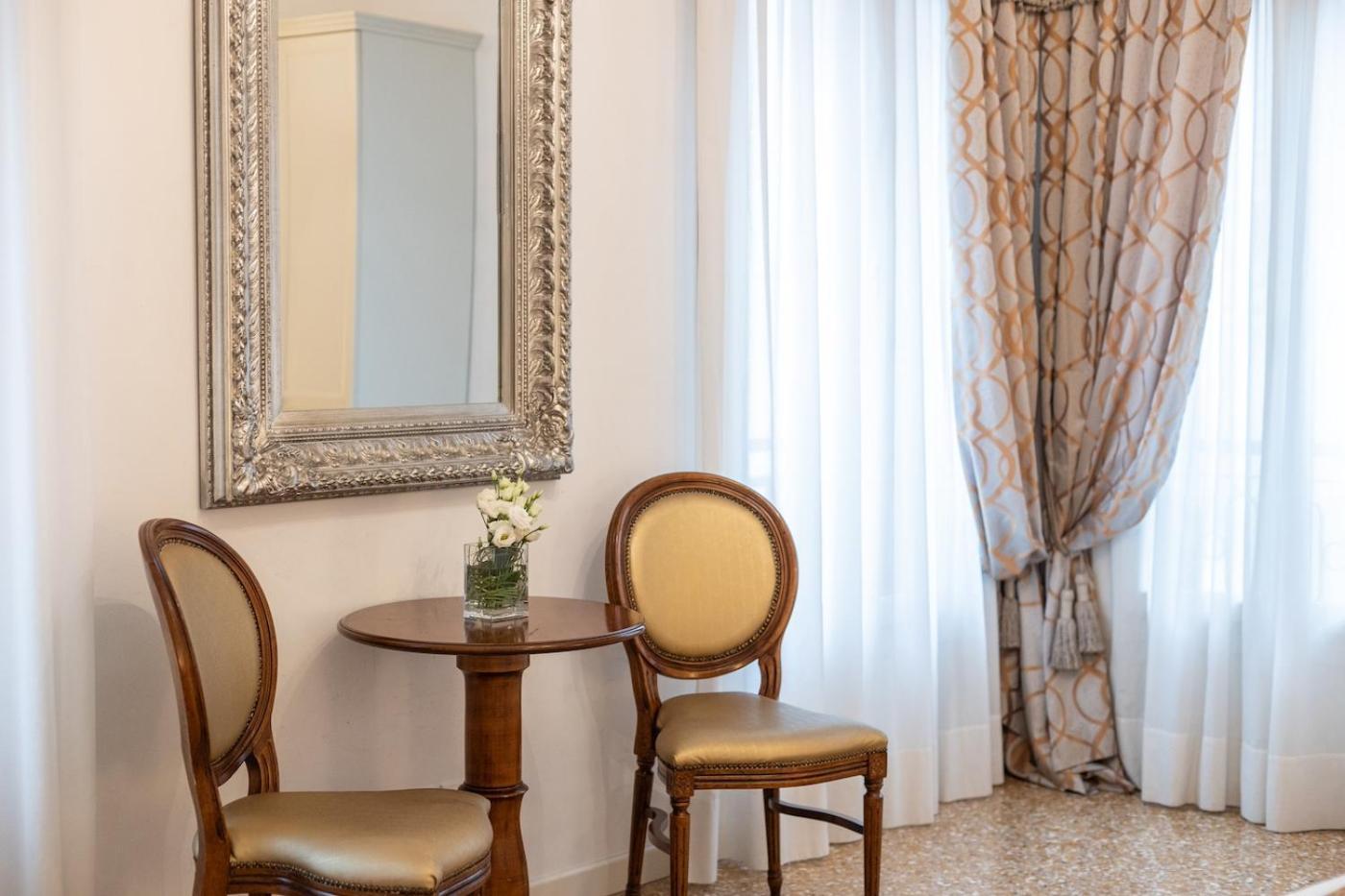 Apartment San Teodoro Palace - Luxury Apartments *