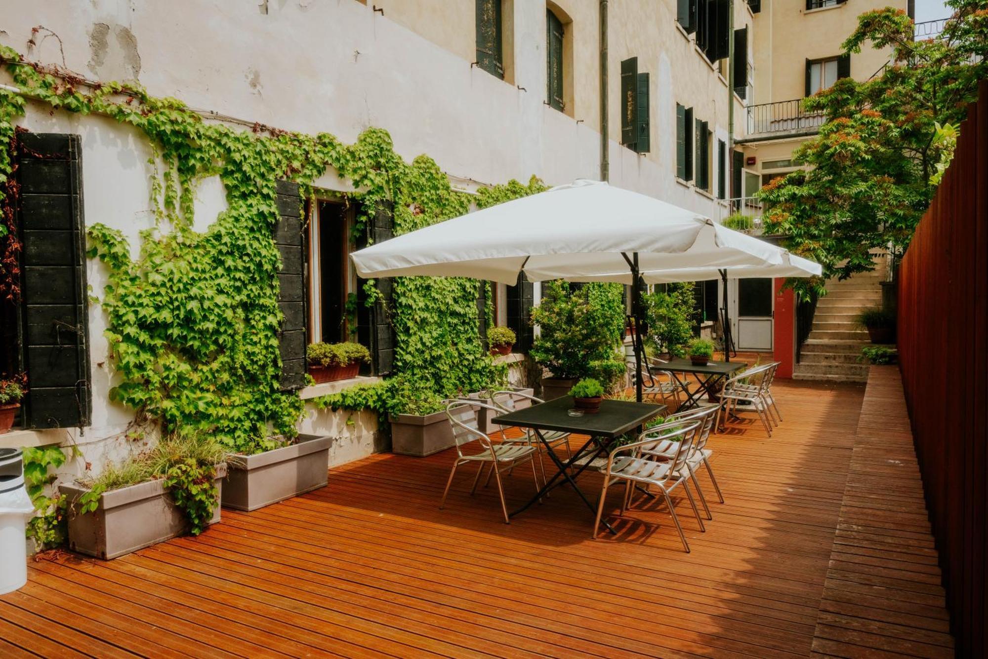 Casa Accademia Holiday home *