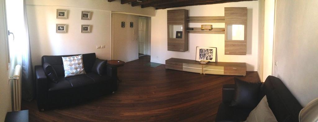 Casa Calle Frezzeria * Venice