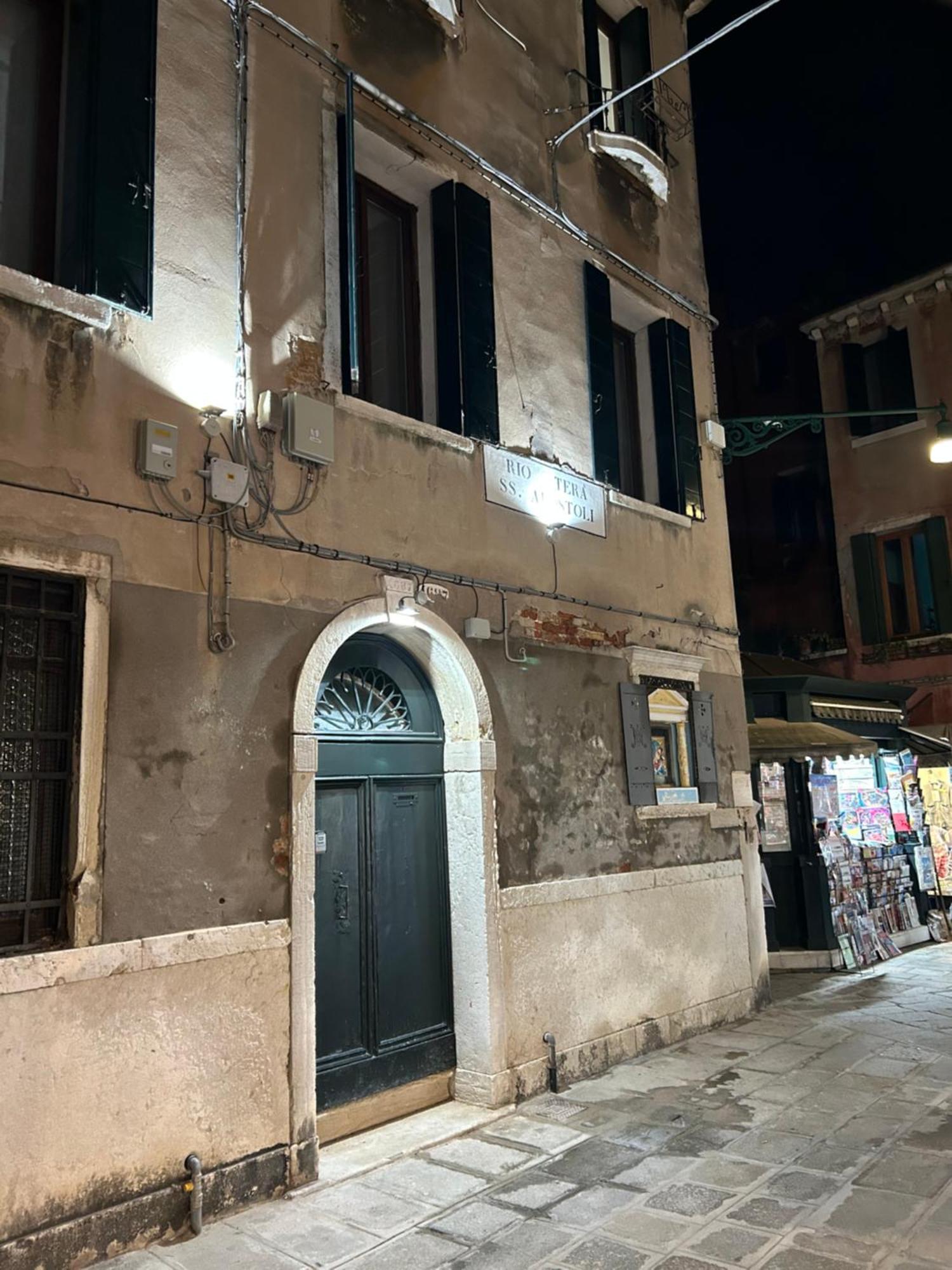 Lions Venice
