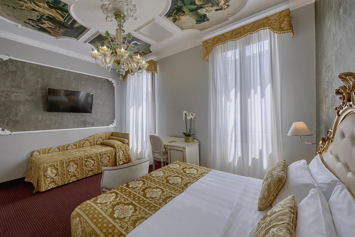Hotel Pausania Venice