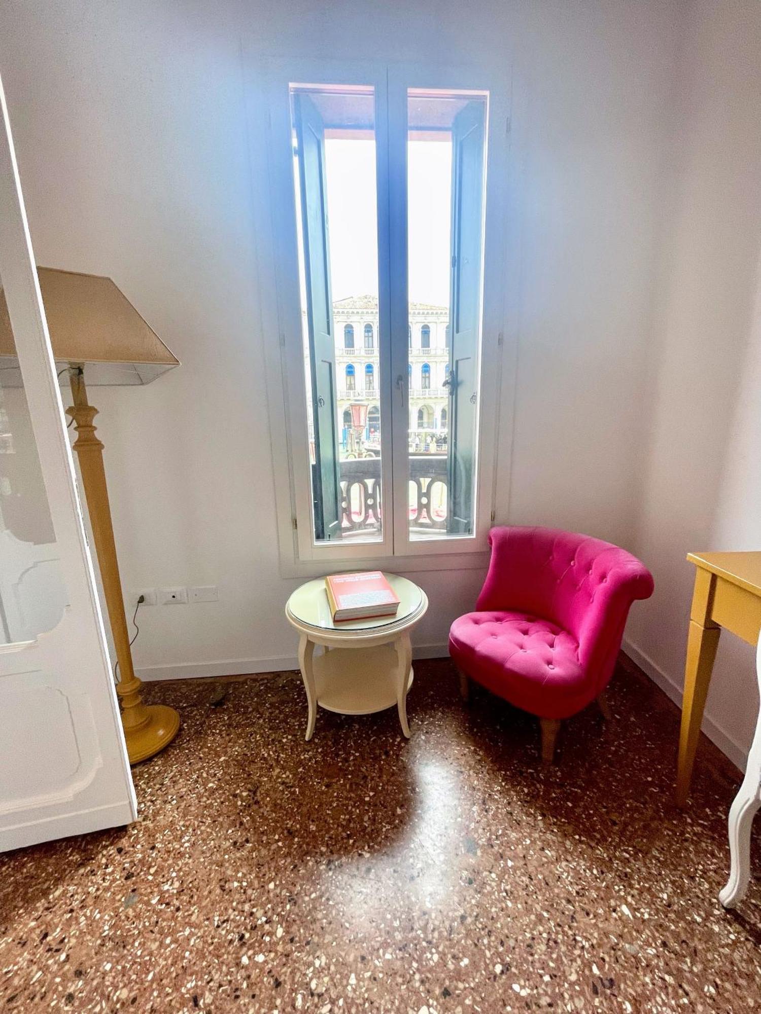 Royal Rialto - Grand Canal View Apartamento Veneza