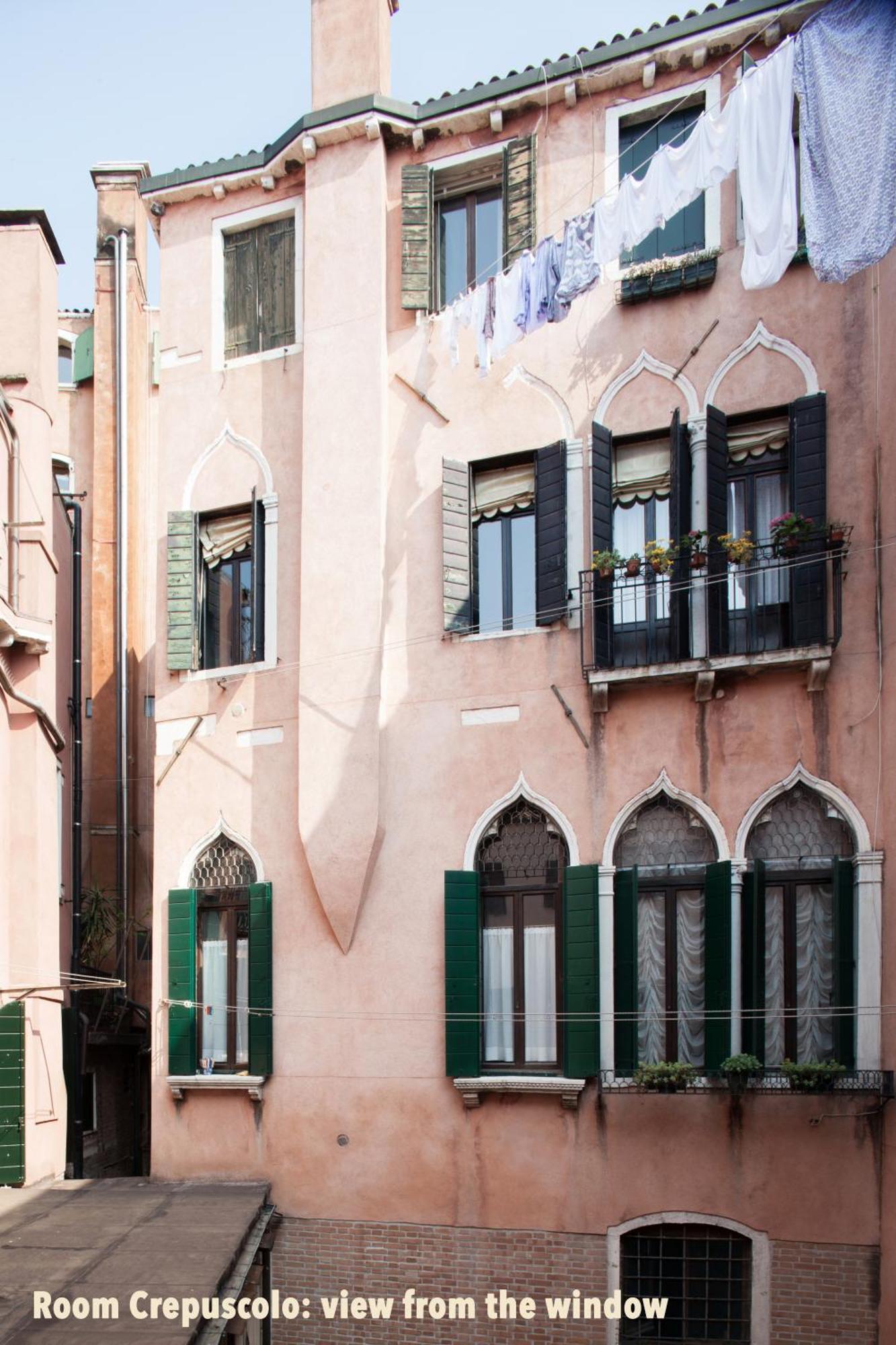 Aria E Luce A * Venice
