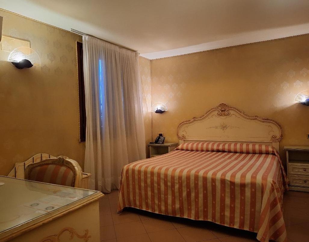 Lux Hotel Venice