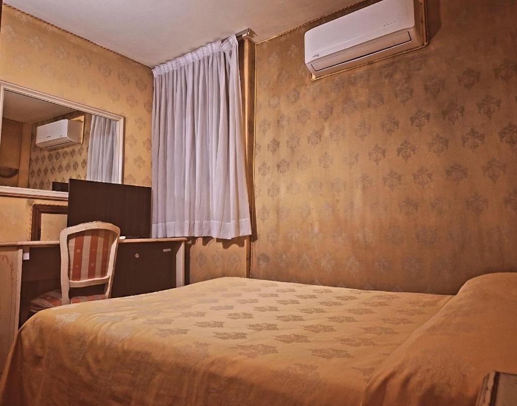 Lux Venice