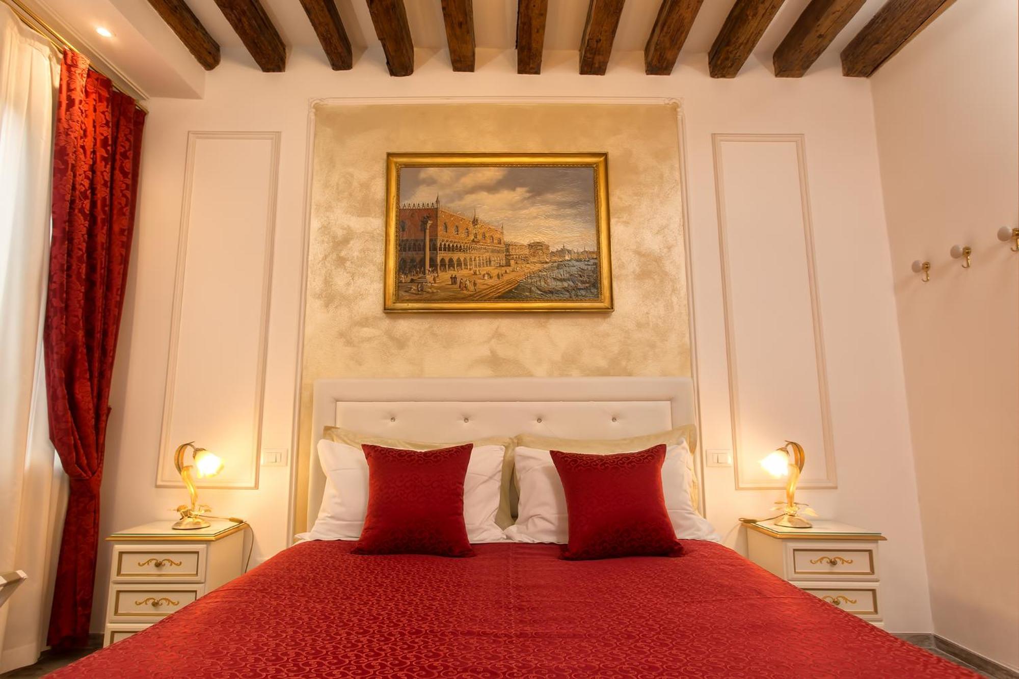 Capatron Guest house Venice