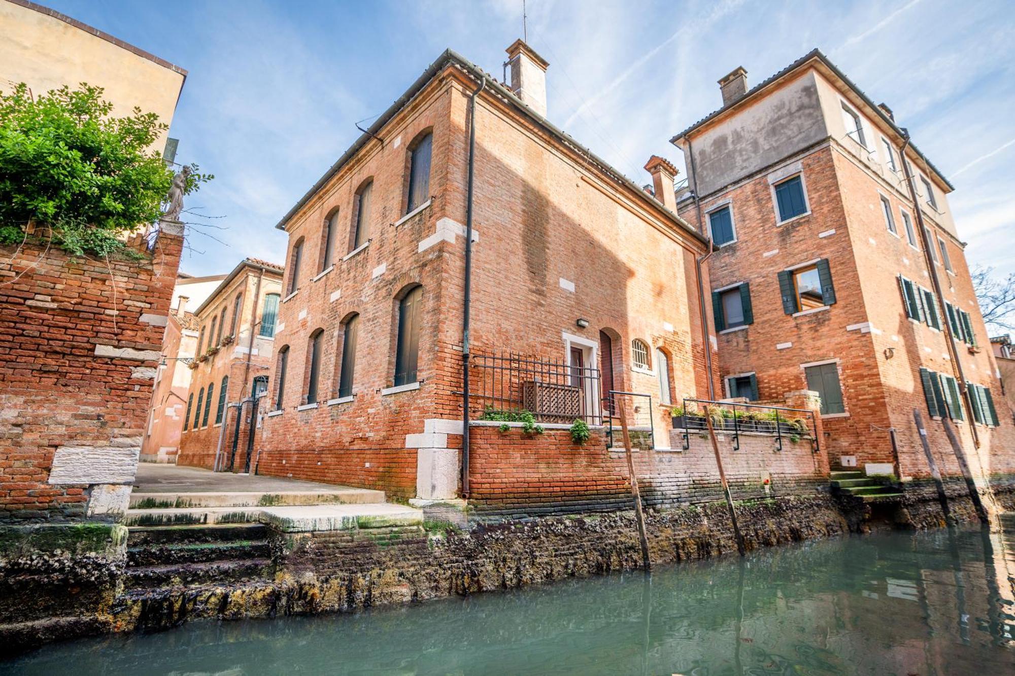 Di Lusso Con Terrazza Sull'acqua Venezia