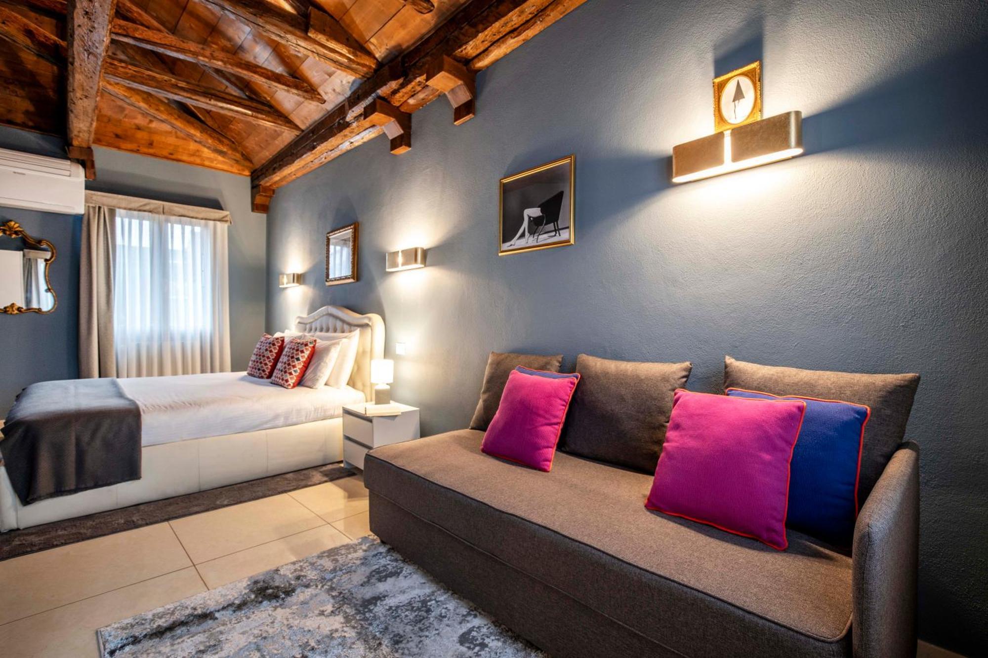 Vivaldi R&r Apartment *