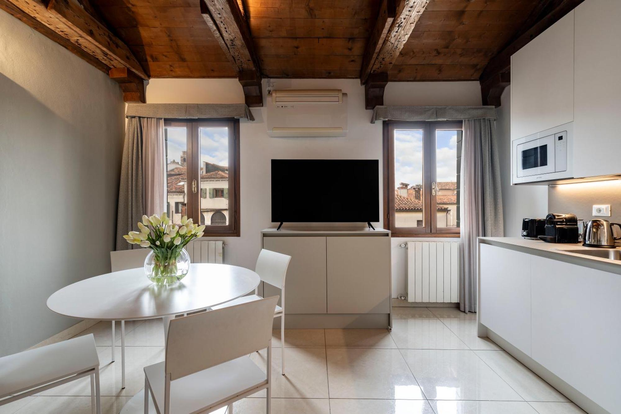 Vivaldi R&r Apartment
